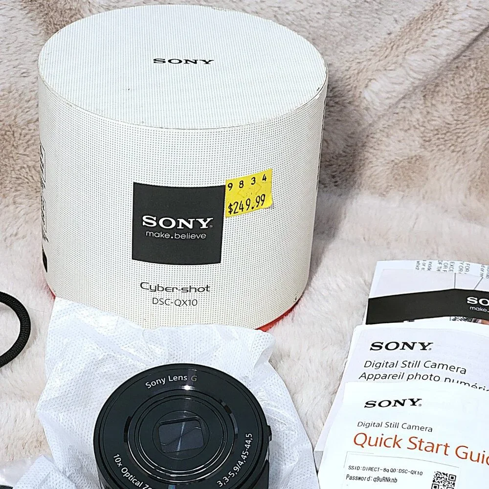 Sony Cyber-shot DSC-QX10 18MP 10X Optical Zoom Digital Camera for Phones w/BOX